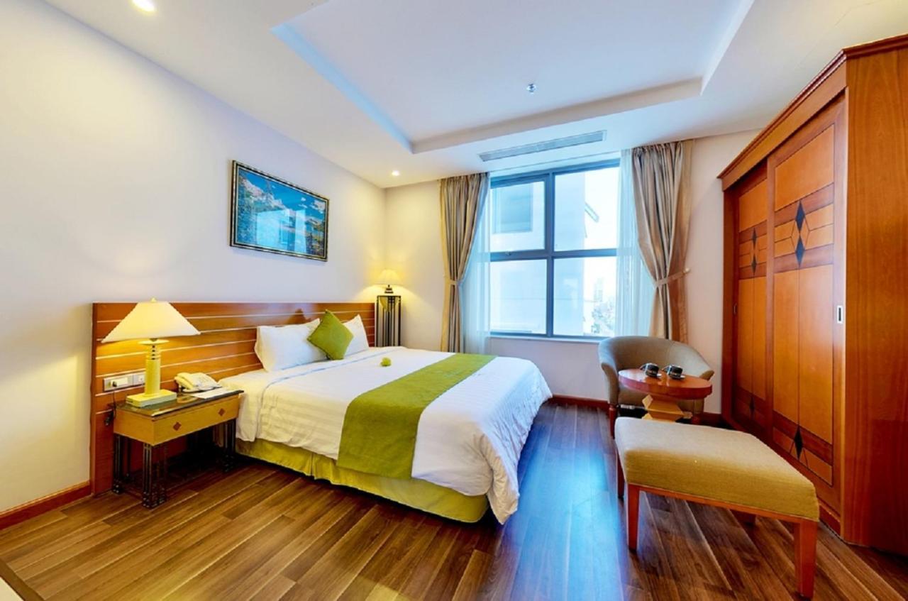 Richico Garden Beach Hotel ดานัง ภายนอก รูปภาพ